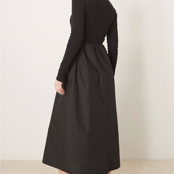 Black Long Sleeve Maxi Dress - Picture 2 of 6